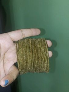 Sparkly Gold Velvet Bangles Set