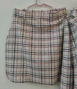 Chic Plaid Skirt Suit Set