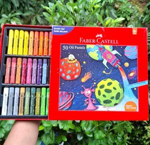 Faber-Castell 50 Oil Pastels Space Theme