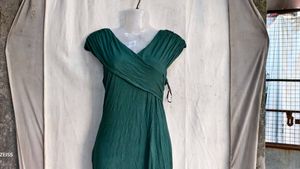 5429. Elegant Green Wrap Dress