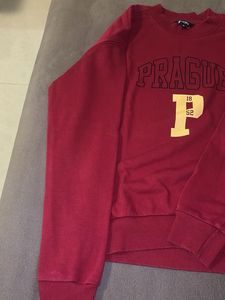 Maroon "Prague" Graphic Sweatshirt
