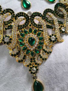 Green &amp; Gold Statement Jewelry Set