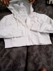 White Cropped Zip-Up Hoodie