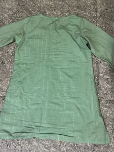 Stylish Green Embroidered Kurta