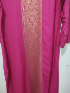 Aaboli Pink And Gold Kurta