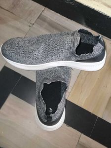 Tu Man Gray Knit Slip-On Sneakers(UK)