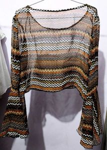 Mesh Flare Sleeve Chevron Print Crop Top