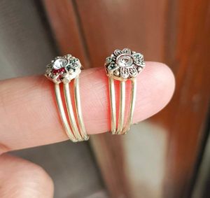 Fine Silver Toe Rings with Flower Design