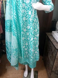 Teal White Floral Kurta Set