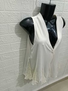 Fancy Made In Korea Shrug Size Fir For M, L, XL.