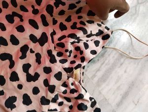 Chic Leopard Print Camisole Top