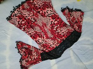 Stylish Animal Print Blouse with Lace
