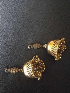 Golden jhumkas, Peacock jhumka
