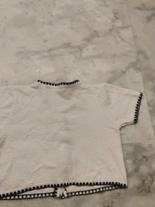 Chic White Cropped Cardigan