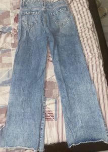 Light Wash Ripped Wide Leg Jeans
