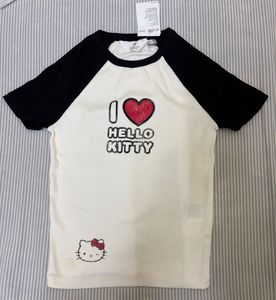H&M Printed Hello Kitty Jersey Top