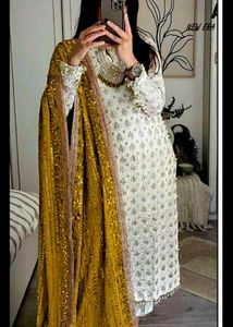 Elegant White Kurta Set with Yellow Dupatta