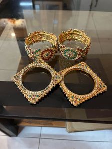 Vintage Bangles Set of 2