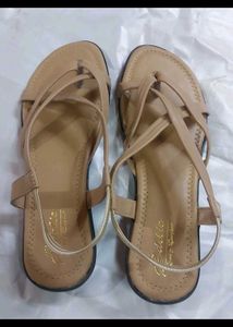 Stylish Fidelio Strappy Sandals