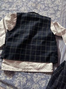 3 pice party wear Boys Formal Suit Set