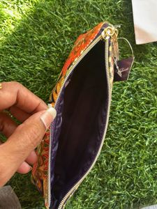 Estee Lauder Pouch