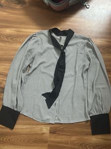 Chic Black and White Gingham Bow Blouse