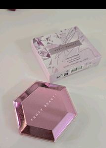 fenty beauty diamond bomb highlighter