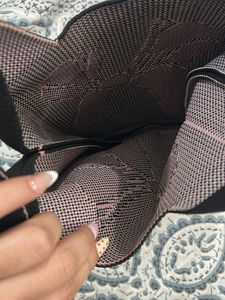 wrist tote bag