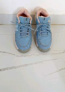 💫 Girl'sLight Blue Lace-Up Sneakers
