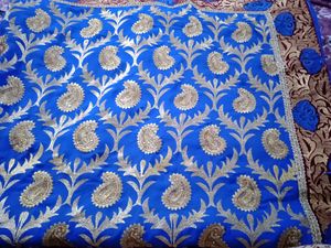 PRICE DROP!!! Paisley Saree