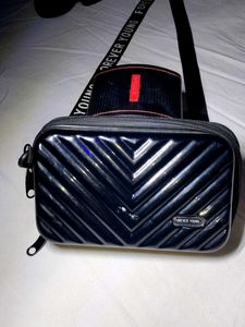 Y2K Crossbody Bag 🖤