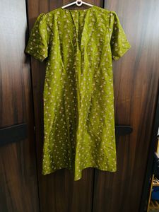 Saaki Dress