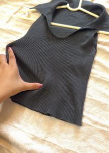 Black Ribbed Collared Sleeveless Top