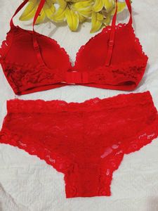 Very Sexy And Beautiful Bra With Brief