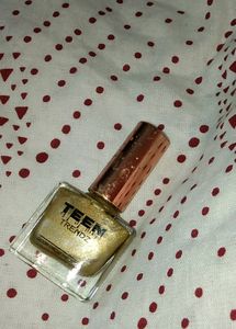 4 Nail Paint Golden , Copper, Red,  Pink,  Fuchsia