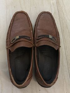 Men's Brown Textured Loafers
