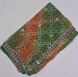 Green Bandhani Saree with Mirror Work