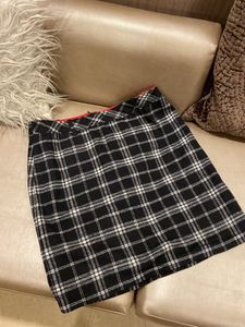 Woollen Checkered Skirt