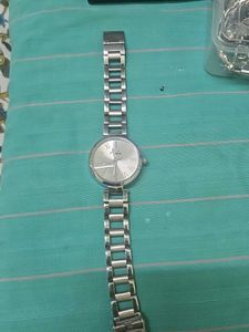 vintage y2k Silver Chain Wristwatch
