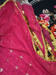 Elegant Ethnic dupattas 🧣 COMBO OF 2…🗯️🗯️🔥