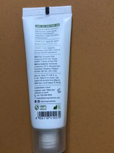 Plum Green Tea Mattifying Moisturizer