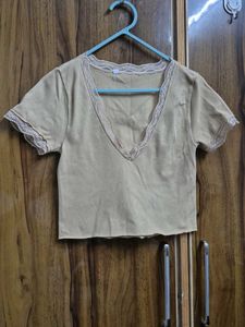 Lace Trim V-Neck Crop Top