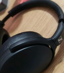 Sennheiser 350bt Black Wireless Headphones