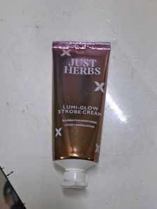 Just Herbs Lumi-Glow Strobe Cream