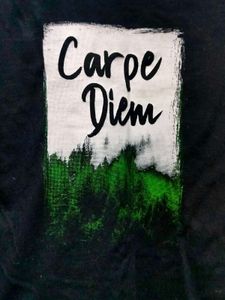 Carpe Diem Graphic T-Shirt