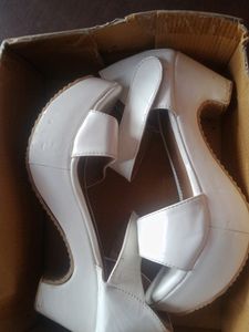 Slippers With Heels