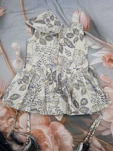 Elegant Leaf Print Kurta Set
