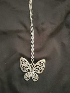 Elegant Butterfly Pendant Necklace