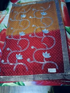 This New Beautiful Double Colour Bandhani Saree