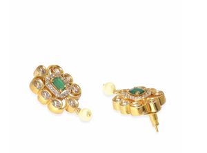 Elegant Green Stone Pearl Necklace Set